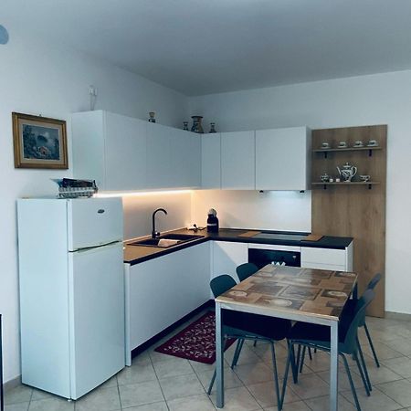 Alma Apartment Sirmione Exterior foto