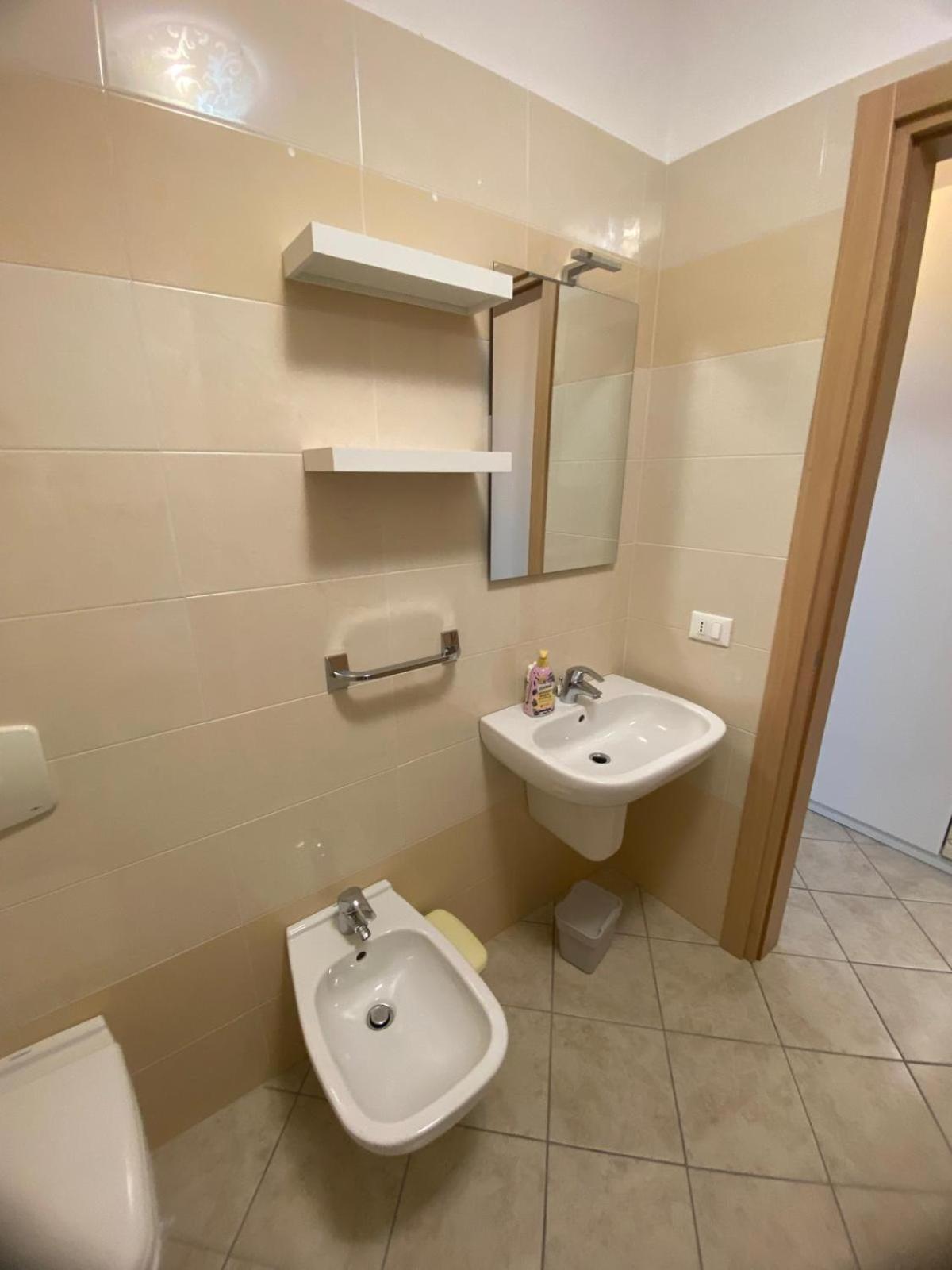 Alma Apartment Sirmione Cameră foto