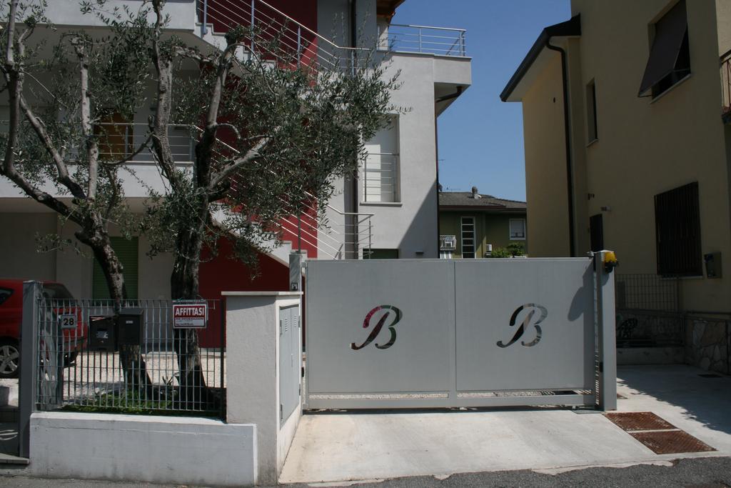 Alma Apartment Sirmione Exterior foto